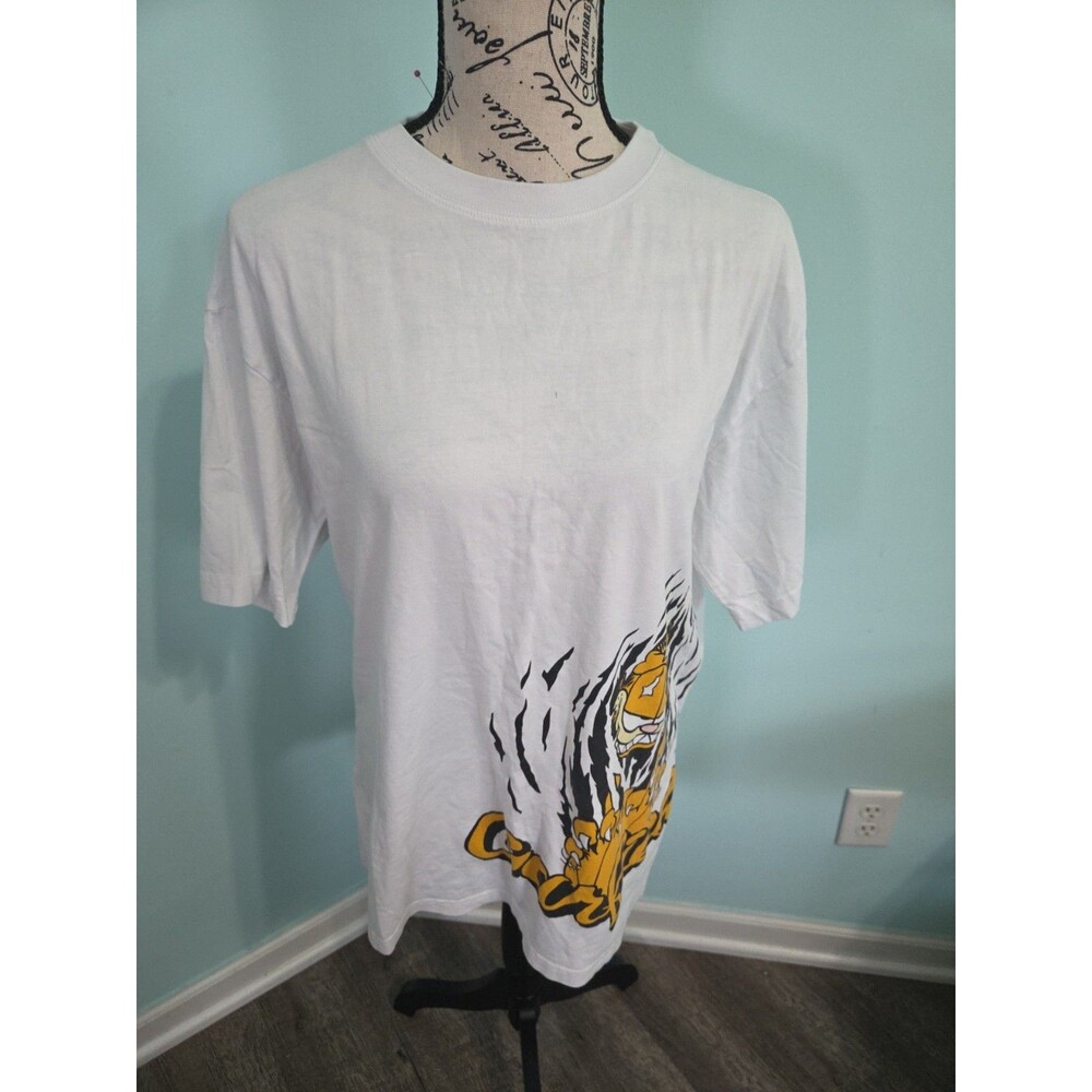 Garfield shirt mens small